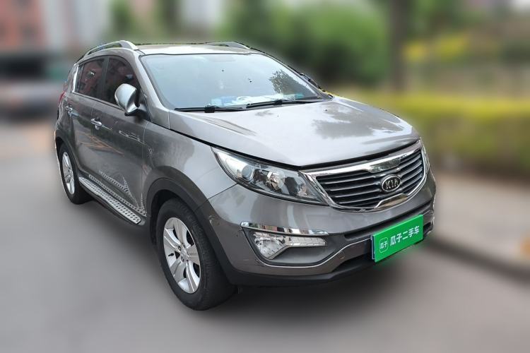 Used Kia Sportage R 2011 2.0L Automatic Two-Wheel Drive GLS Front Right 45 Deg