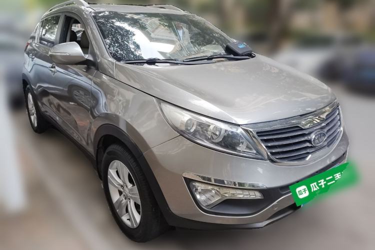 Used Kia Sportage R 2011 2.0L Automatic Two-Wheel Drive GLS Front Right 45 Deg