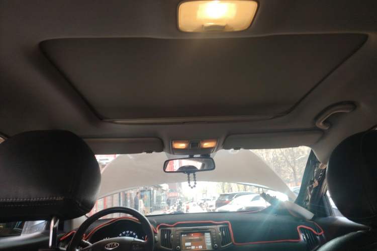 Used Kia Sportage R 2011 2.4L Automatic 4x4 Premium Edition Headliner