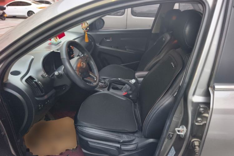 Used Kia Sportage R 2011 2.0L Automatic Two-Wheel Drive GLS Left Front Seat