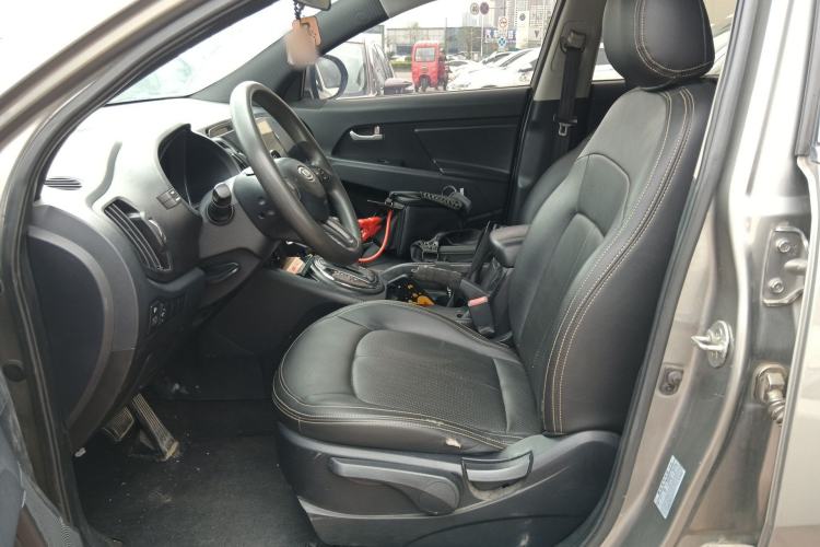 Used Kia Sportage R 2011 2.0L Automatic Two-Wheel Drive GL Left Front Seat