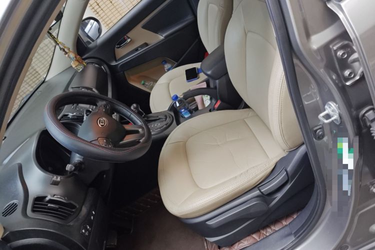 Used Kia Sportage R 2011 2.0L Automatic Two-Wheel Drive GLS Left Front Seat
