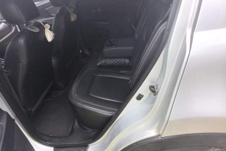 Used Kia Sportage R 2011 2.0L Automatic Two-Wheel Drive Premium Edition Left Rear Seat