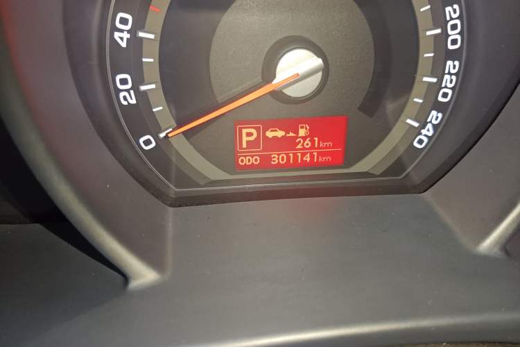 Used Kia Sportage R 2011 2.0L Automatic Two-Wheel Drive GLS Odometer Close Up