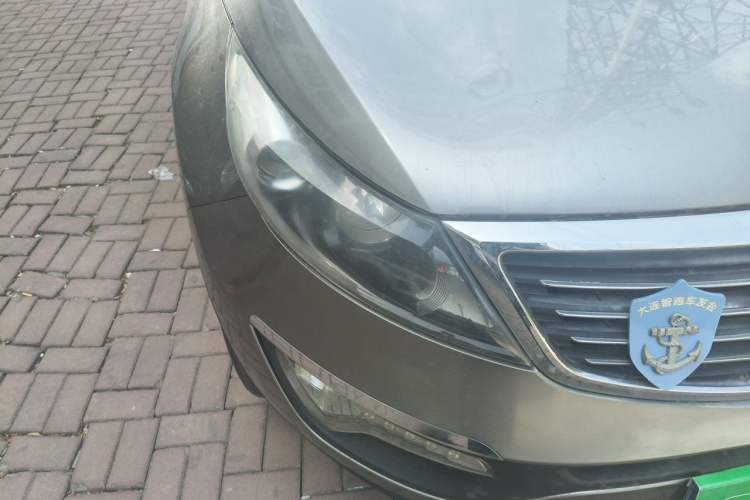 Used Kia Sportage R 2011 2.0L Automatic Two-Wheel Drive Premium Edition Right Front Headlight