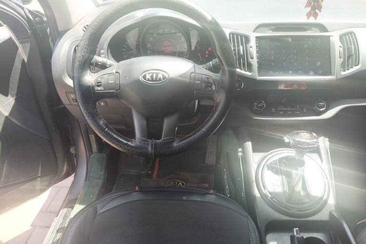 Used Kia Sportage R 2011 2.0L Automatic Two-Wheel Drive Premium Edition Steering Wheel