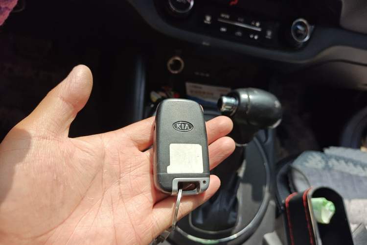 Used Kia Sportage R 2011 2.0L Automatic Two-Wheel Drive Premium Edition Vehicle Key