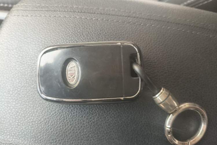 Used Kia Sportage R 2011 2.0L Automatic Two-Wheel Drive Premium Edition Vehicle Key