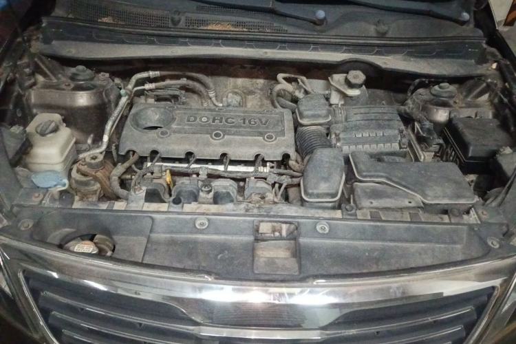 Used Kia Sportage R 2011 2.0L Automatic Two-Wheel Drive Premium Edition Engine Bay