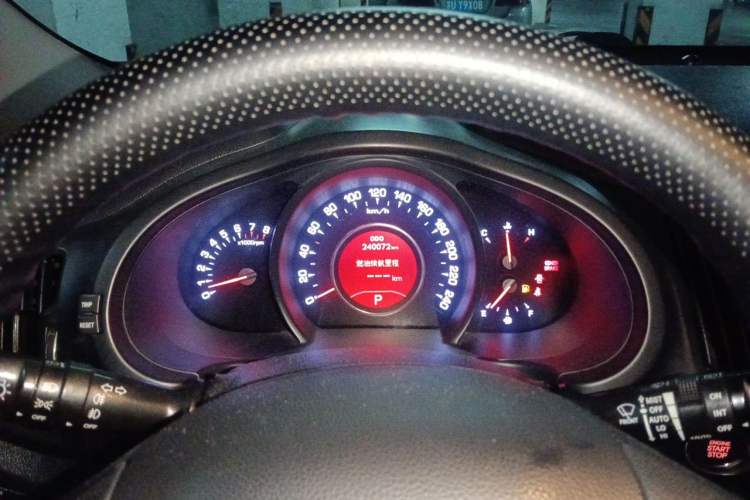 Used Kia Sportage R 2011 2.0L Automatic Two-Wheel Drive Premium Edition Instrument Cluster