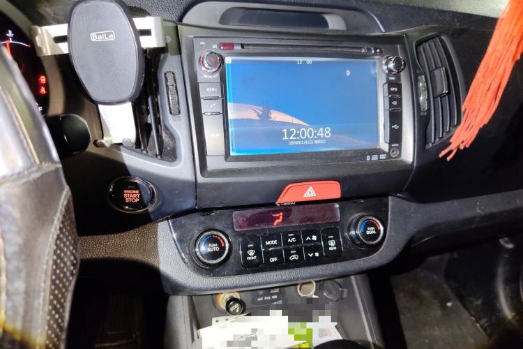 Used Kia Sportage R 2011 2.0L Automatic Two-Wheel Drive GLS Audio And AC Panel