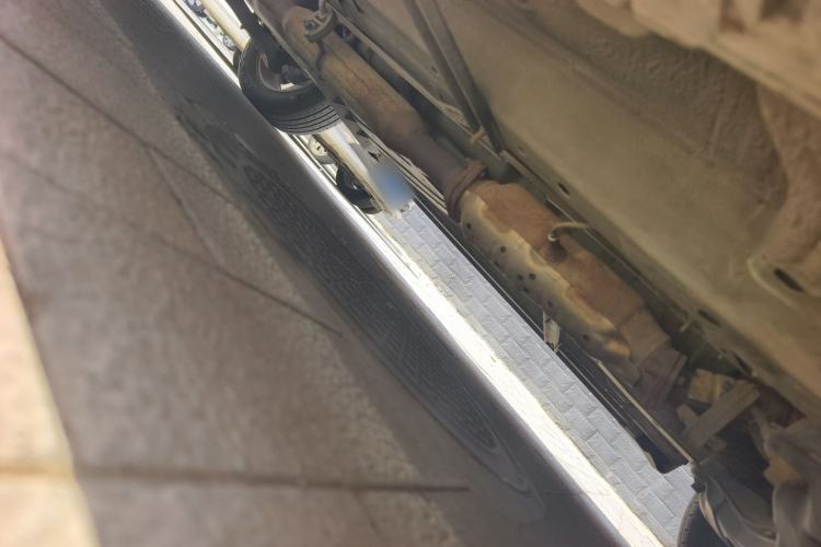 Used Kia Sportage R 2011 2.0L Automatic Two-Wheel Drive GLS Chassis Front Right