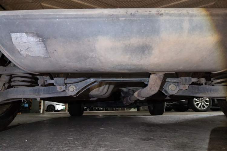 Used Kia Sportage R 2011 2.0L Automatic Two-Wheel Drive GLS Chassis Rear
