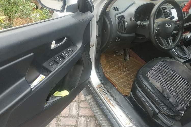 Used Kia Sportage R 2011 2.0L Automatic Two-Wheel Drive GL Driver Seat