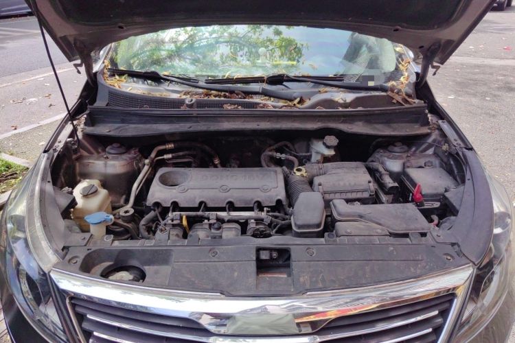 Used Kia Sportage R 2011 2.0L Automatic Two-Wheel Drive Premium Edition Engine Bay