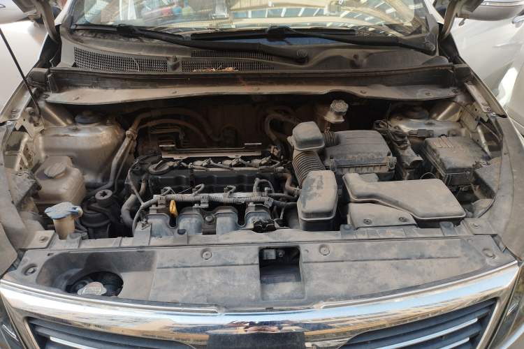 Used Kia Sportage R 2011 2.4L Automatic 4x4 Premium Edition Engine Bay
