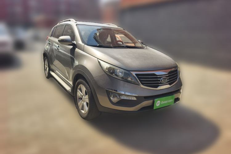 Used Kia Sportage R 2011 2.0L Automatic Two-Wheel Drive GLS Front Right 45 Deg