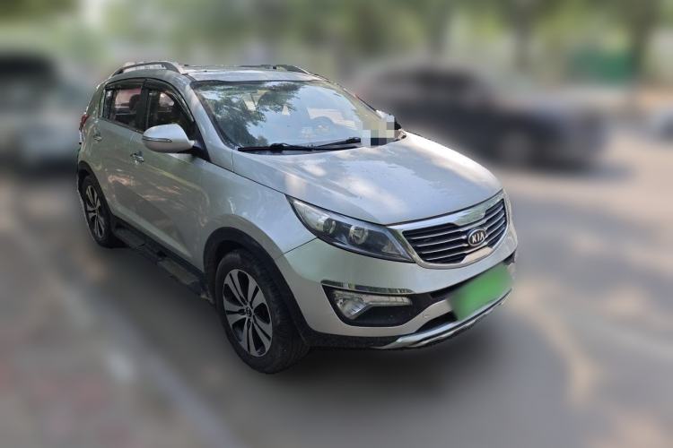 Used Kia Sportage R 2011 2.0L Automatic Two-Wheel Drive GLS Front Right 45 Deg