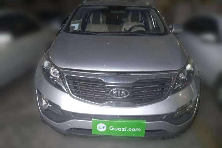 Used Kia Sportage R 2011 2.0L Manual Two-Wheel Drive GL Trim Front