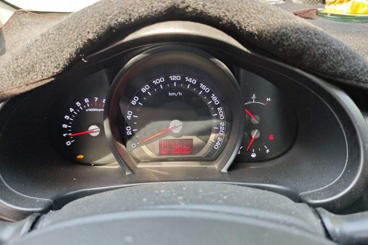 Used Kia Sportage R 2011 2.0L Automatic Two-Wheel Drive GLS Instrument Cluster