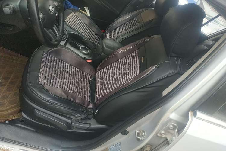 Used Kia Sportage R 2011 2.0L Automatic Two-Wheel Drive GL Left Front Seat