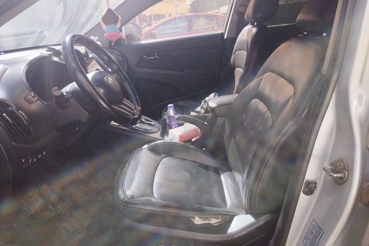 Used Kia Sportage R 2011 2.4L Automatic 4x4 Premium Edition Left Front Seat