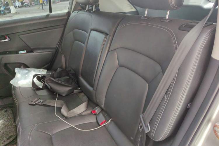 Used Kia Sportage R 2011 2.0L Automatic Two-Wheel Drive Premium Edition Left Rear Seat