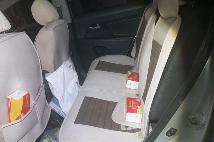 Used Kia Sportage R 2011 2.0L Manual Two-Wheel Drive GL Trim Left Rear Seat
