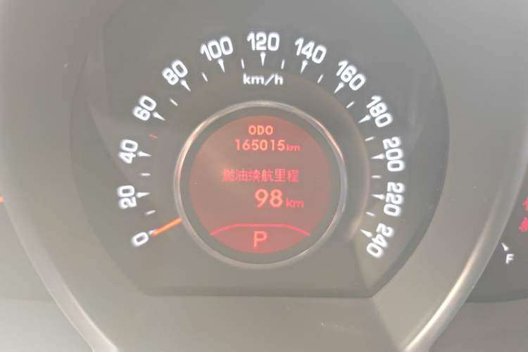 Used Kia Sportage R 2011 2.0L Automatic Two-Wheel Drive Premium Edition Odometer Close Up