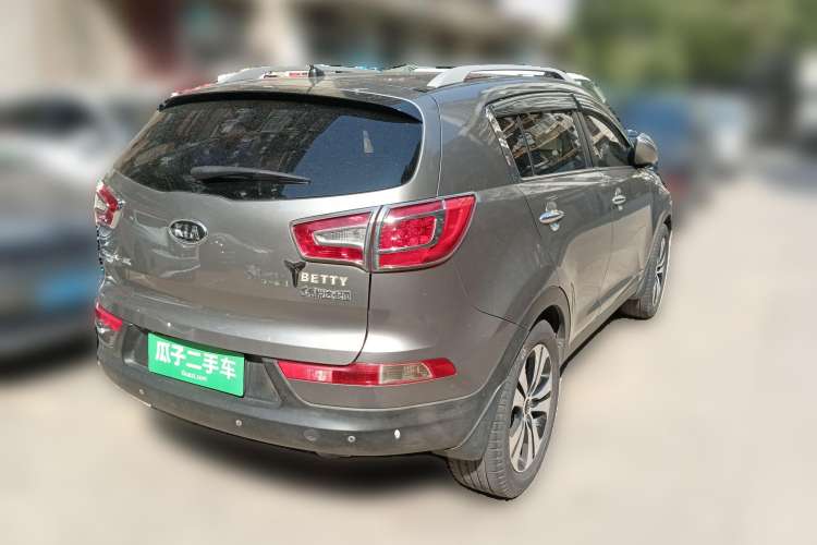 Used Kia Sportage R 2011 2.0L Automatic Two-Wheel Drive Premium Edition Rear Right 45 Deg
