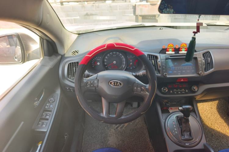Used Kia Sportage R 2011 2.0L Automatic Two-Wheel Drive GLS Steering Wheel