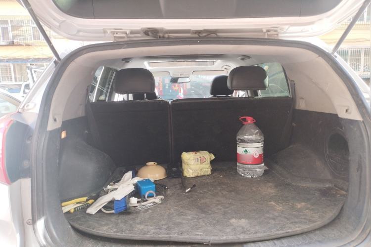 Used Kia Sportage R 2011 2.4L Automatic 4x4 Premium Edition Trunk