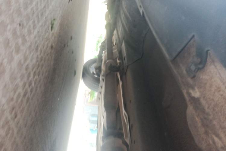 Used Kia Sportage R 2011 2.0L Automatic Two-Wheel Drive GL Chassis Front Right