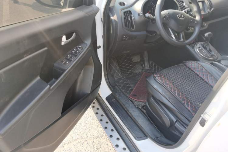 Used Kia Sportage R 2011 2.0L Automatic Two-Wheel Drive GL Driver Seat
