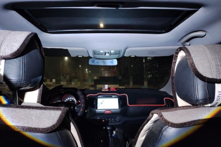 Used Kia Sportage R 2011 2.0L Automatic Two-Wheel Drive GL Headliner