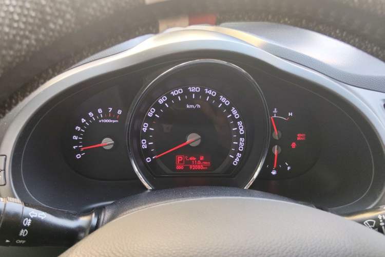 Used Kia Sportage R 2011 2.0L Automatic Two-Wheel Drive GL Instrument Cluster