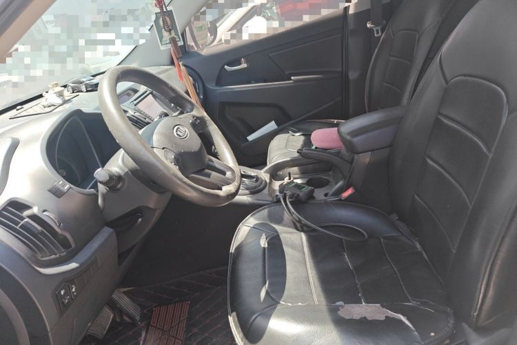 Used Kia Sportage R 2011 2.0L Automatic Two-Wheel Drive GL Left Front Seat