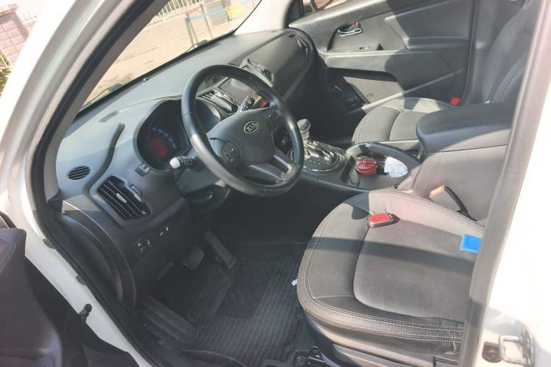 Used Kia Sportage R 2011 2.0L Automatic Two-Wheel Drive Premium Edition Left Front Seat