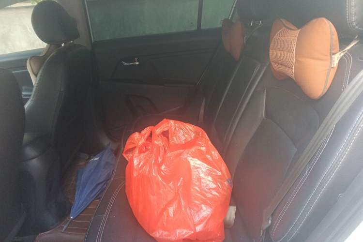 Used Kia Sportage R 2011 2.0L Automatic Two-Wheel Drive GL Left Rear Seat