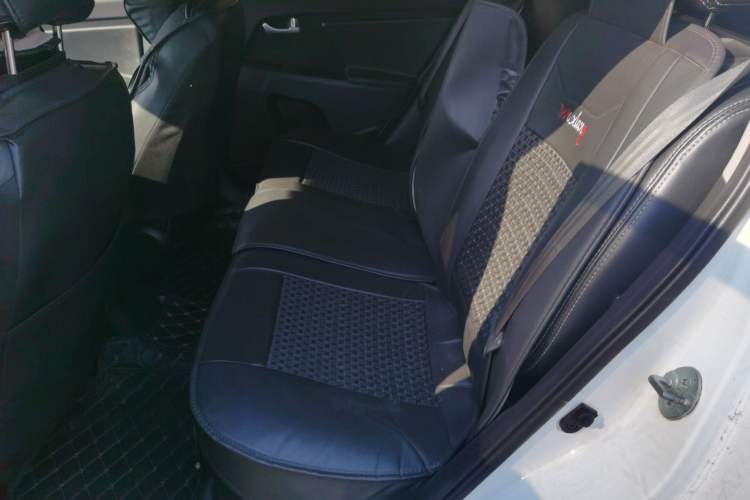 Used Kia Sportage R 2011 2.0L Automatic Two-Wheel Drive GL Left Rear Seat