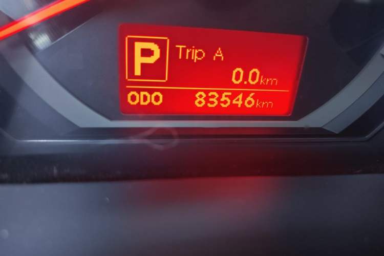 Used Kia Sportage R 2011 2.0L Automatic Two-Wheel Drive GL Odometer Close Up