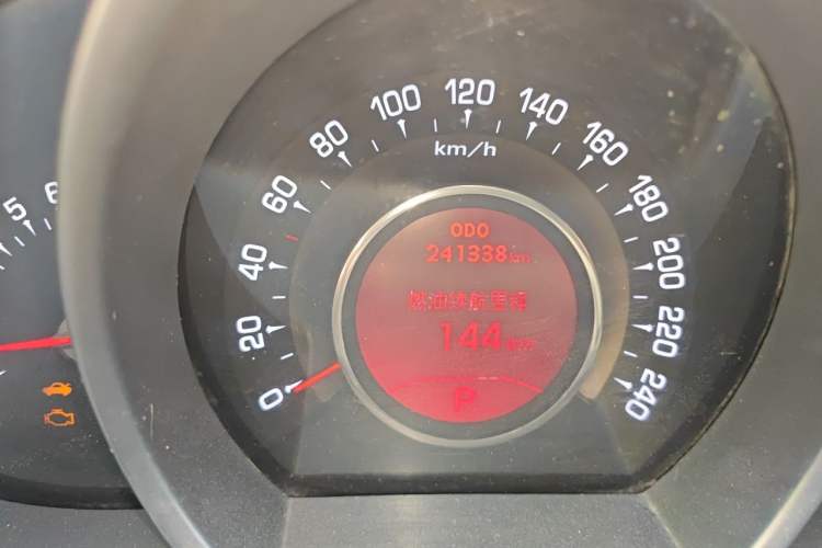 Used Kia Sportage R 2011 2.0L Automatic Two-Wheel Drive Premium Edition Odometer Close Up