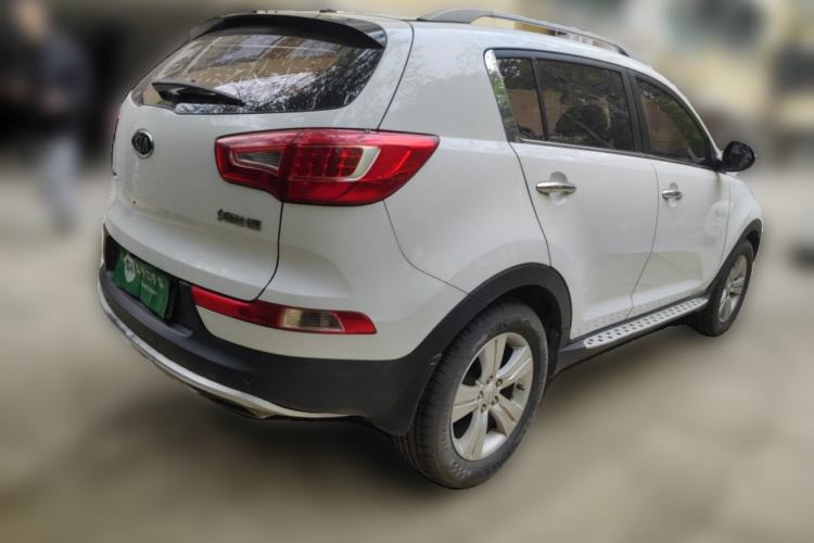 Used Kia Sportage R 2011 2.0L Manual Two-Wheel-Drive GLS Rear Right 45 Deg