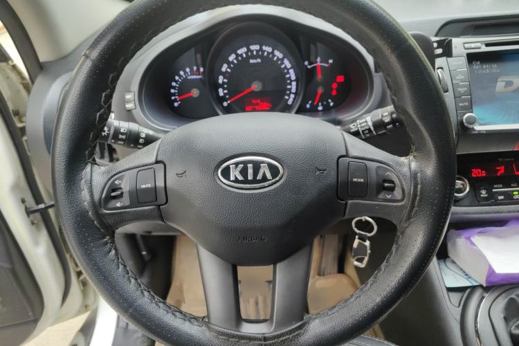 Used Kia Sportage R 2011 2.0L Manual Two-Wheel-Drive GLS Steering Wheel