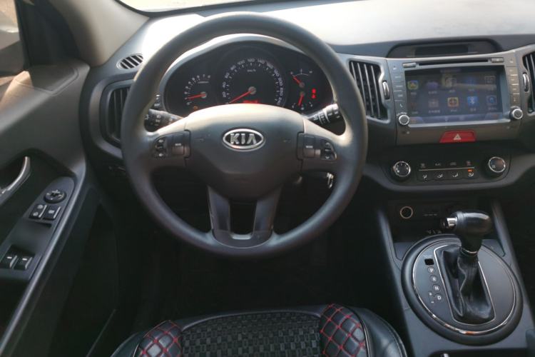 Used Kia Sportage R 2011 2.0L Automatic Two-Wheel Drive GL Steering Wheel