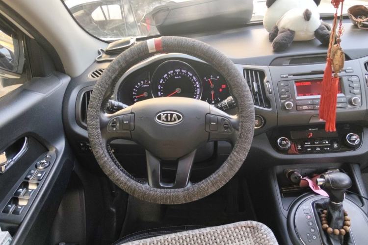 Used Kia Sportage R 2011 2.0L Automatic Two-Wheel Drive GL Steering Wheel