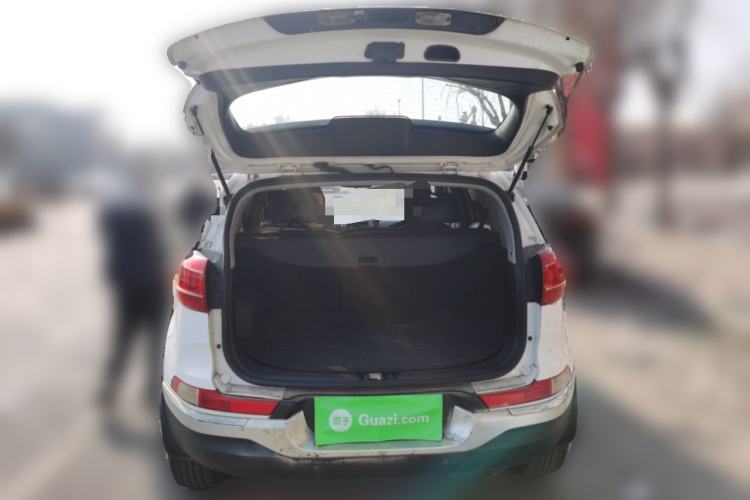 Used Kia Sportage R 2011 2.0L Automatic Two-Wheel Drive GL Trunk
