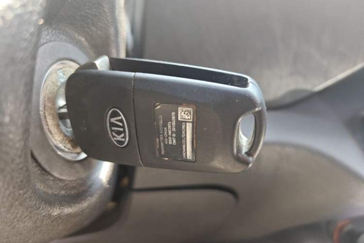 Used Kia Sportage R 2011 2.0L Automatic Two-Wheel Drive GL Vehicle Key
