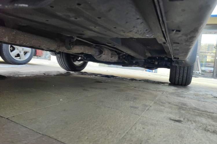 Used Kia Sportage R 2011 2.0L Automatic Two-Wheel Drive GLS Chassis Rear Right