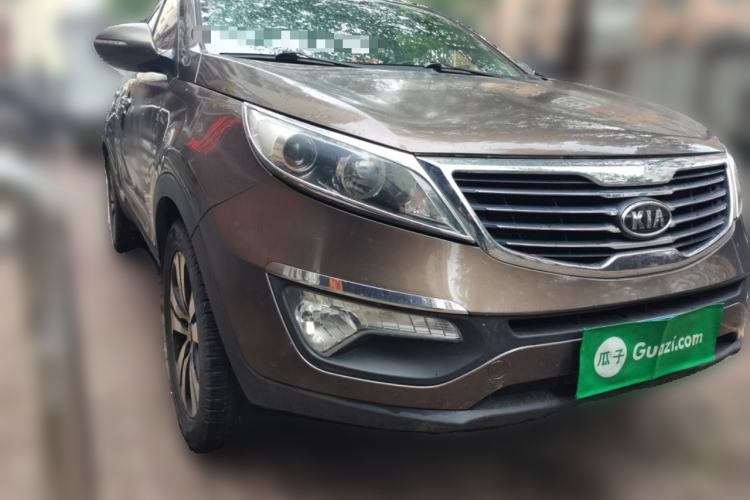 Used Kia Sportage R 2011 2.0L Automatic Two-Wheel Drive Premium Edition Front Right 45 Deg